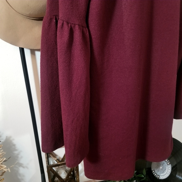 URBAN HERITAGE burgundy cardigan with flared sleeves - Picture 2 of 3